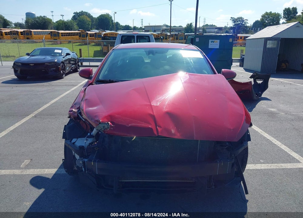 2019 HYUNDAI ELANTRA SEL VIN: KMHD84LF4KU766080