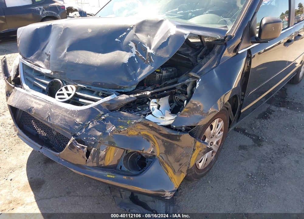 2012 VOLKSWAGEN ROUTAN S VIN: 2C4RVAAG7CR354022