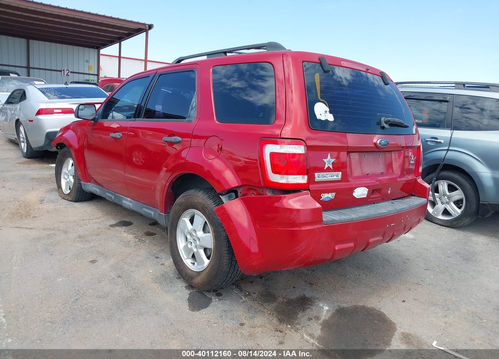 2010 FORD ESCAPE XLS VIN: 1FMCU0C70AKD39644