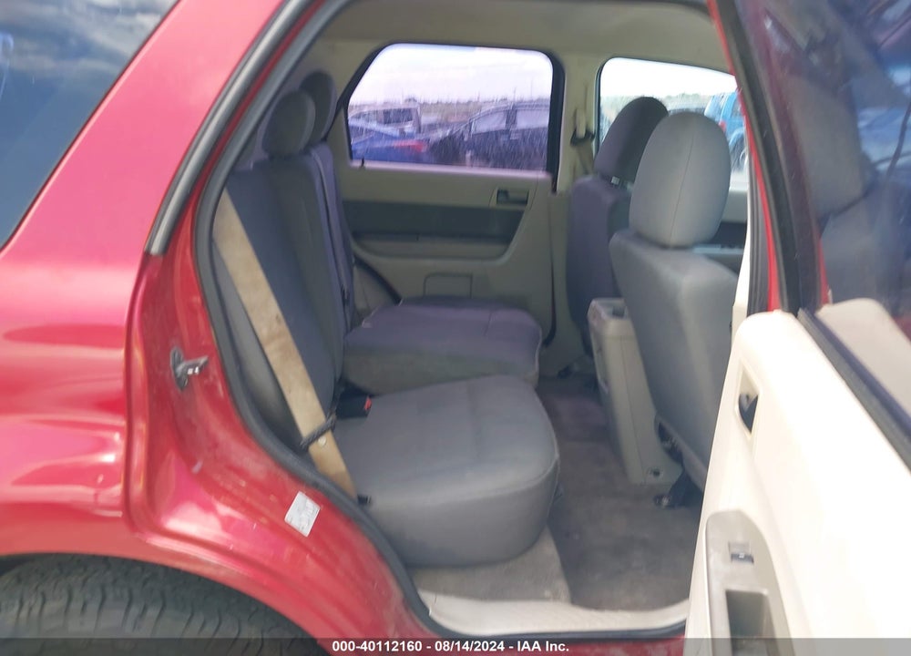 2010 FORD ESCAPE XLS VIN: 1FMCU0C70AKD39644