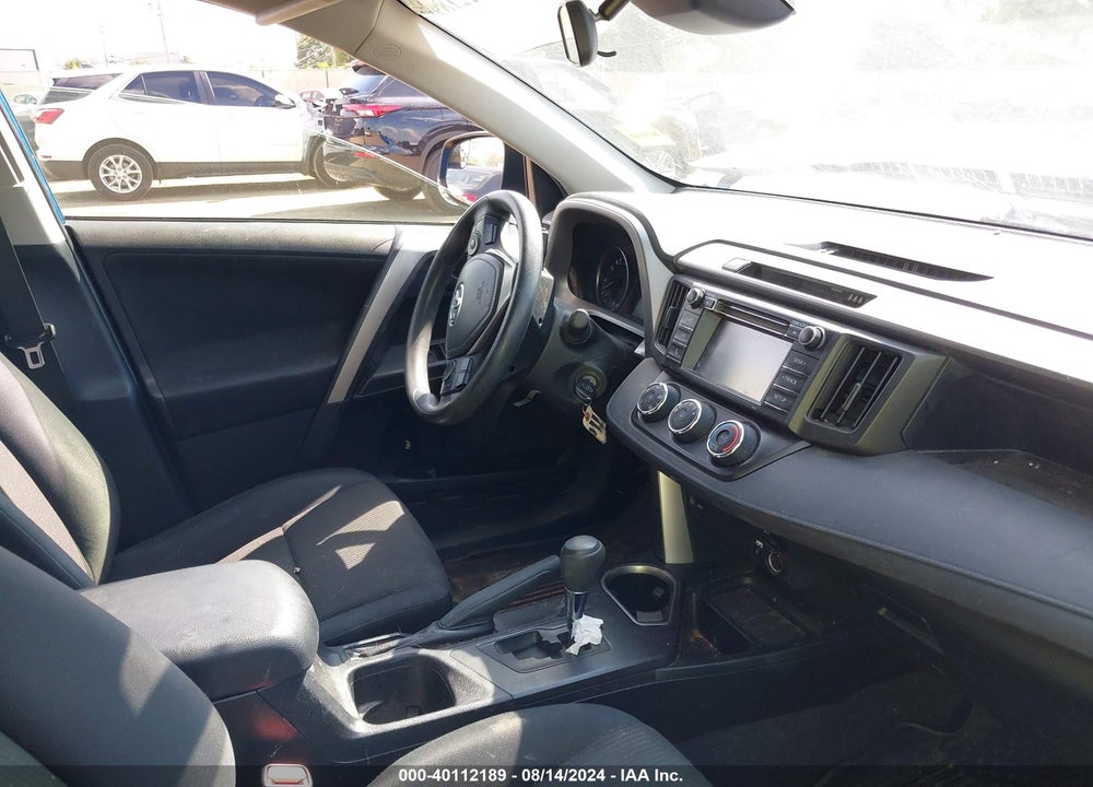 2017 TOYOTA RAV4 LE VIN: JTMZFREV2HJ142063