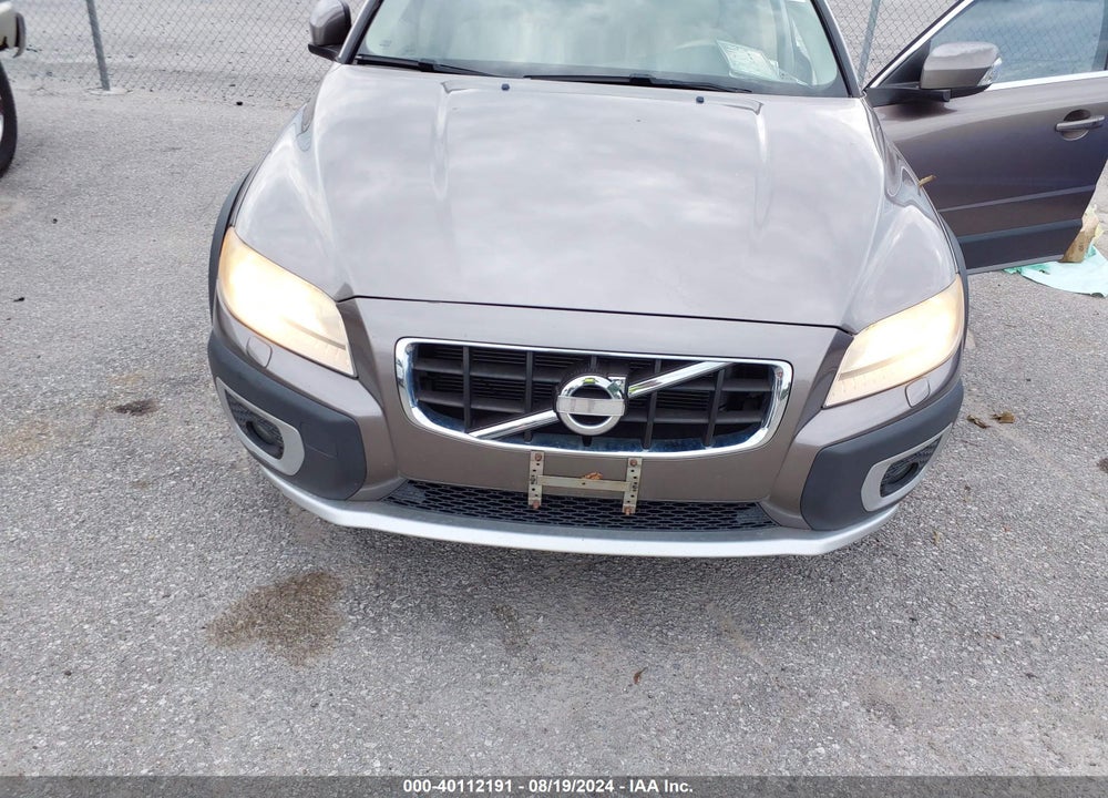 2011 VOLVO XC70 3.2 VIN: YV4952BZ8B1095952