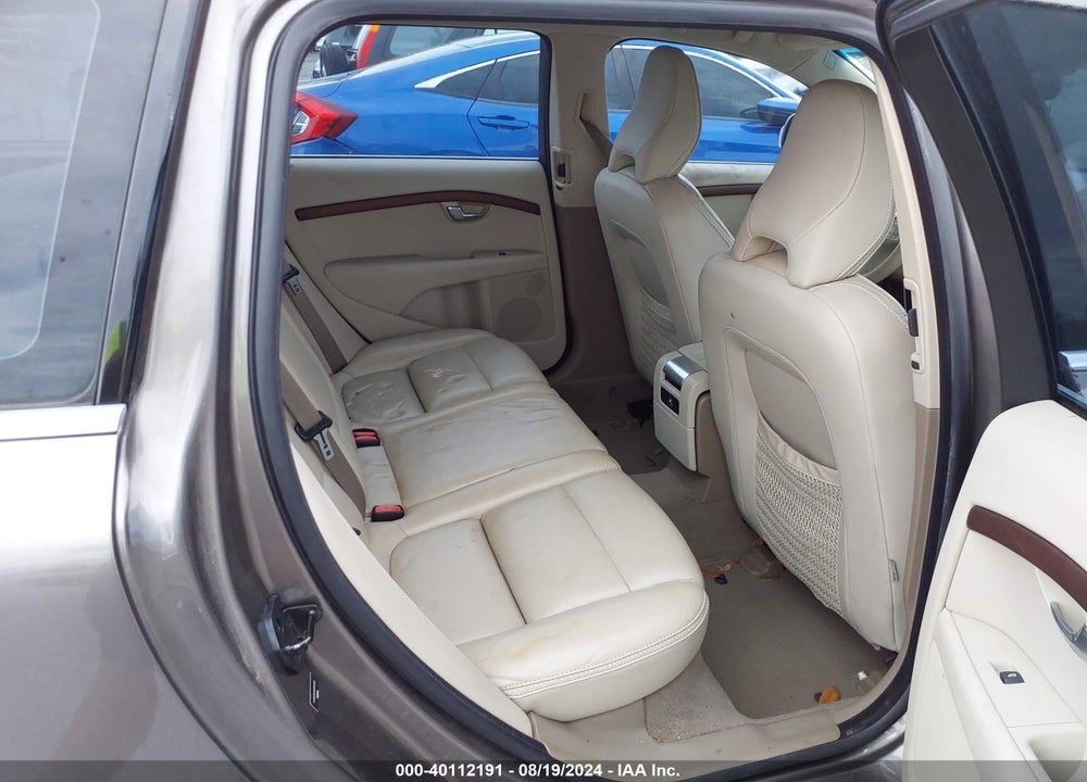 2011 VOLVO XC70 3.2 VIN: YV4952BZ8B1095952