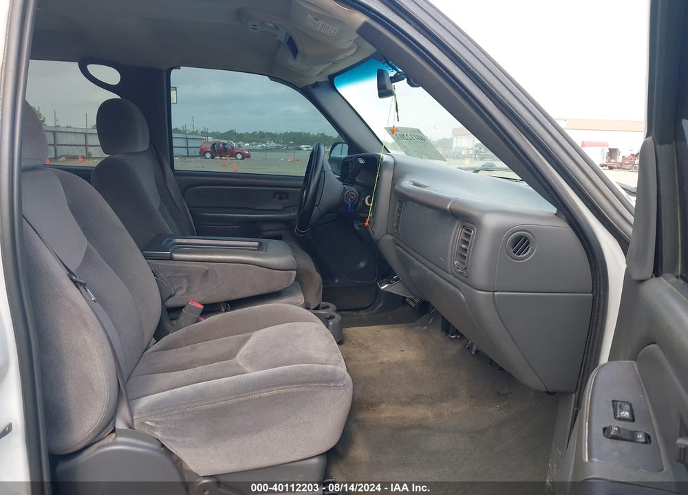 2005 GMC SIERRA 1500 SLE VIN: 2GTEK13T251317883