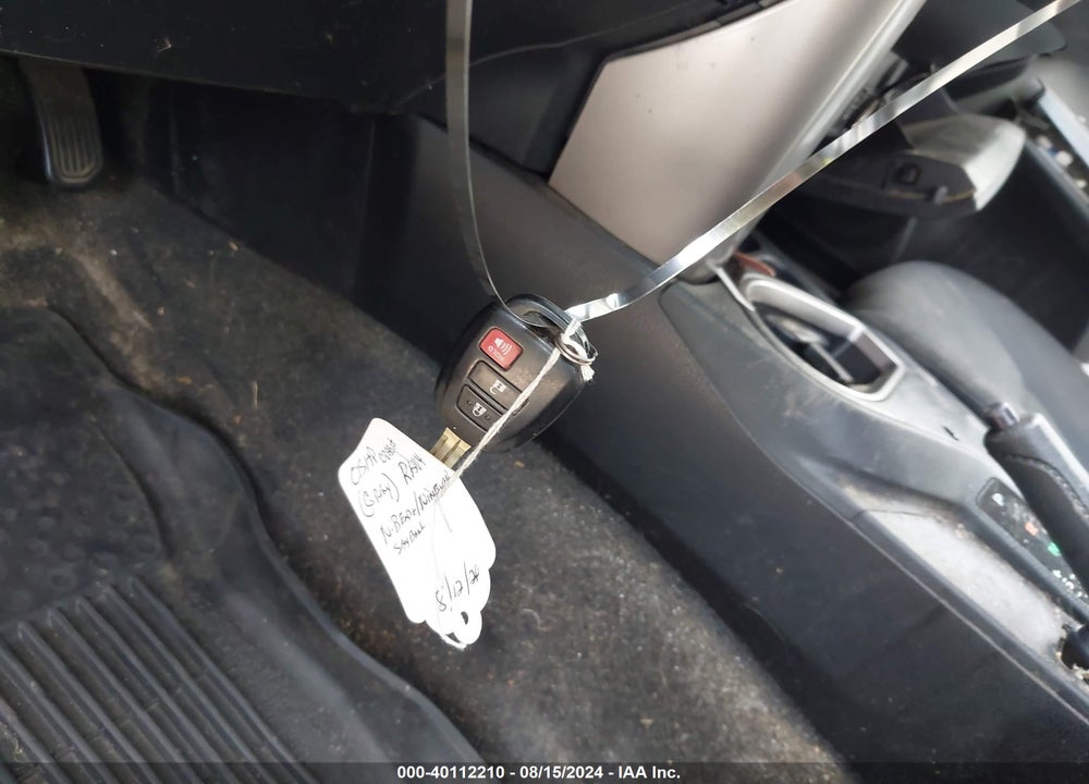 2018 TOYOTA RAV4 LE VIN: JTMZFREV2JJ737047