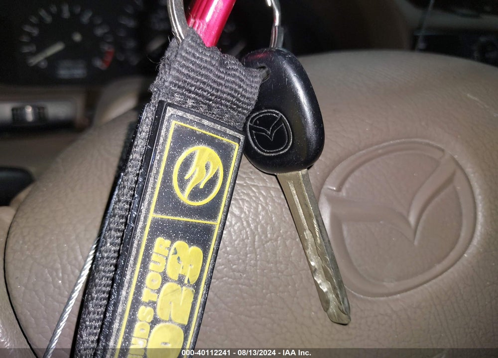 1998 MAZDA MILLENIA VIN: JM1TA2210W1416774