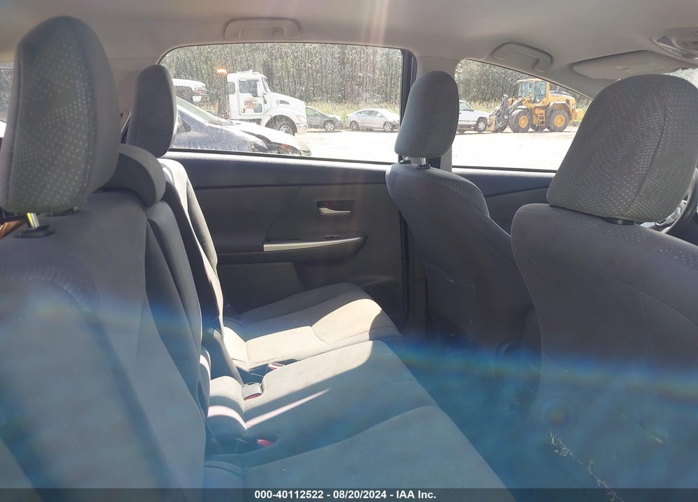 2014 TOYOTA PRIUS V TWO VIN: JTDZN3EU2EJ006650