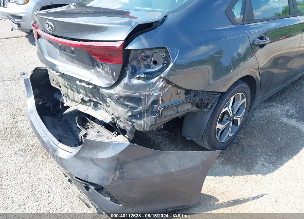 2021 KIA FORTE VIN: 3KPF24AD7ME387639