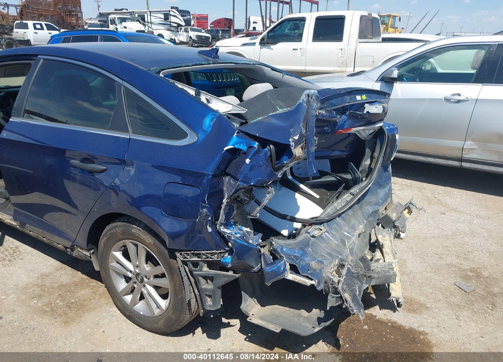 2016 HYUNDAI SONATA SE VIN: 5NPE24AF6GH388178
