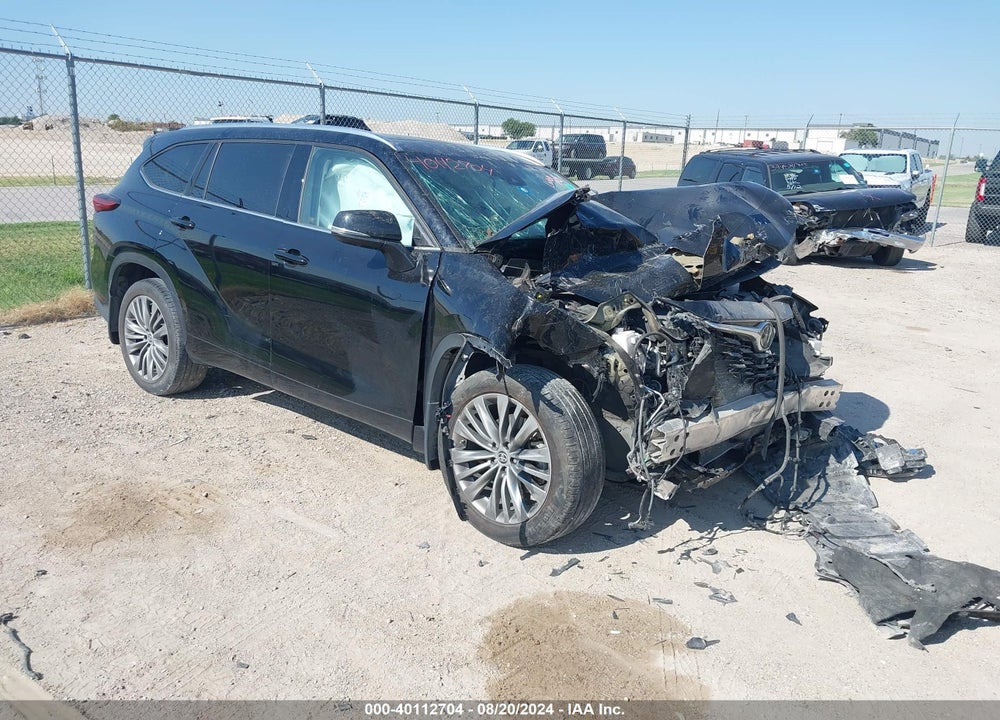 2020 TOYOTA HIGHLANDER PLATINUM VIN: 5TDFZRBH7LS031206