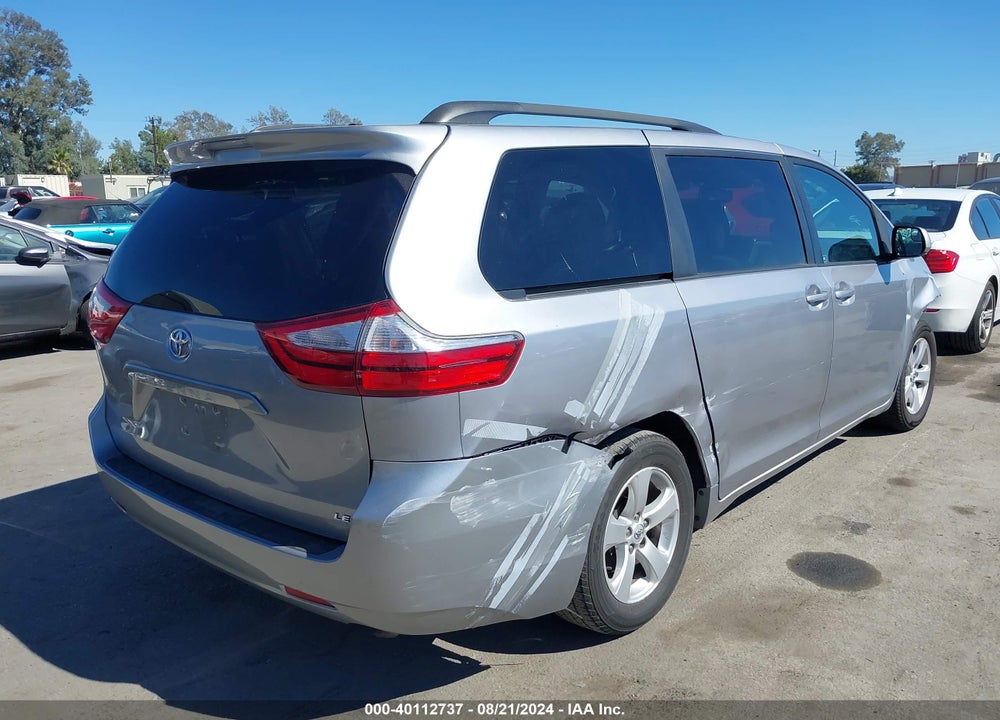 2017 TOYOTA SIENNA LE 8 PASSENGER VIN: 5TDKZ3DC2HS790690