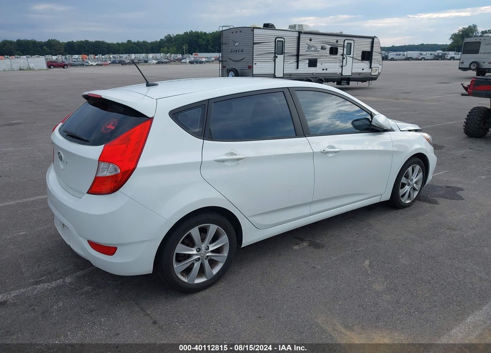 2013 HYUNDAI ACCENT SE VIN: KMHCU5AE0DU107312