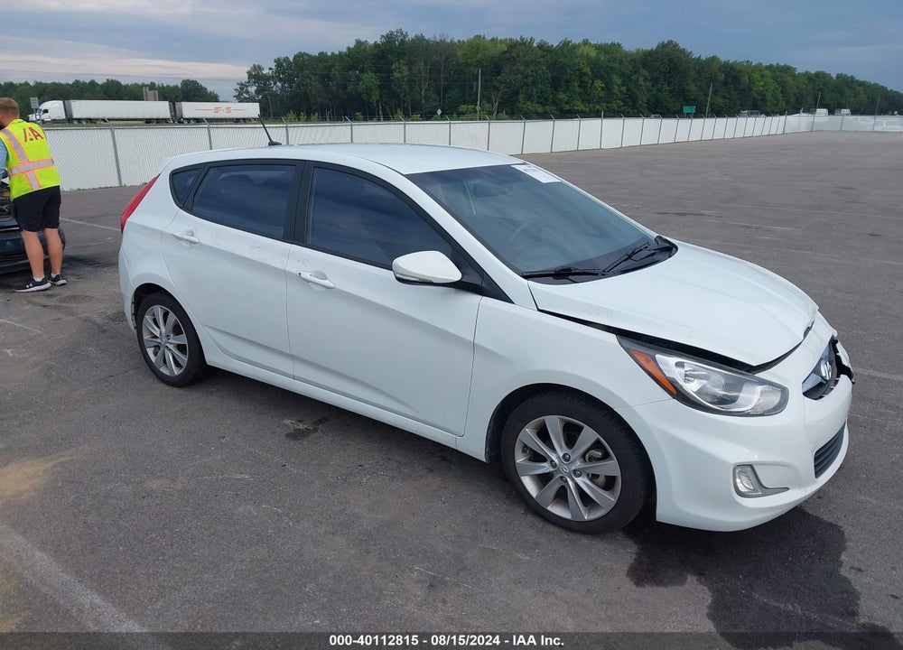 2013 HYUNDAI ACCENT SE VIN: KMHCU5AE0DU107312