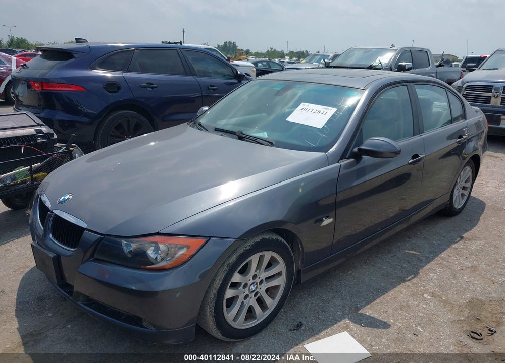 2007 BMW 328I VIN: WBAVA37527NL12014