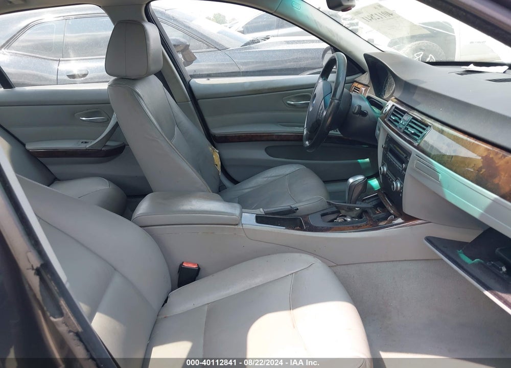 2007 BMW 328I VIN: WBAVA37527NL12014