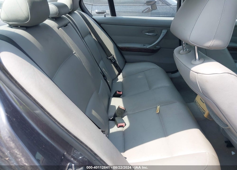 2007 BMW 328I VIN: WBAVA37527NL12014