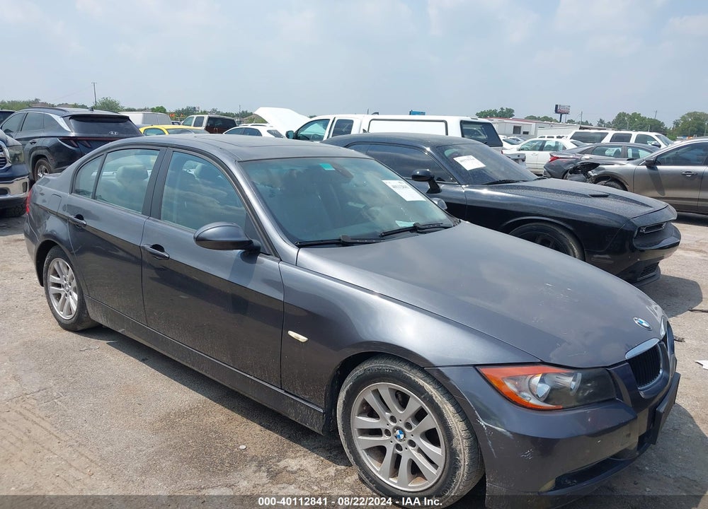 2007 BMW 328I VIN: WBAVA37527NL12014