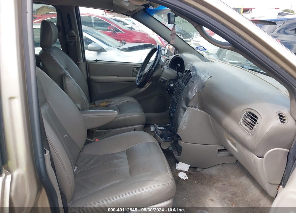 2004 DODGE GRAND CARAVAN SXT VIN: 2D4GP44LX4R526284