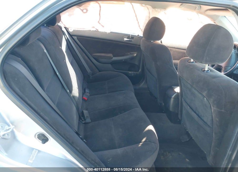 2006 HONDA ACCORD 2.4 VP VIN: JHMCM56106C005431