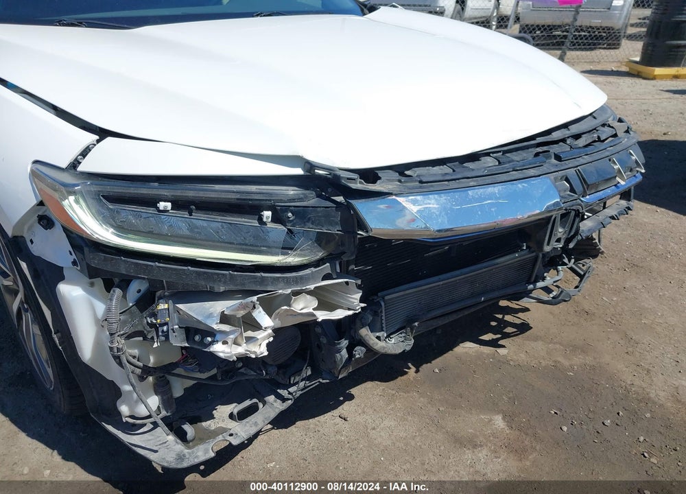 2019 HONDA INSIGHT TOURING VIN: 19XZE4F90KE007952