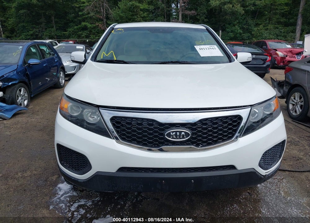 2012 KIA SORENTO LX VIN: 5XYKT3A11CG300427