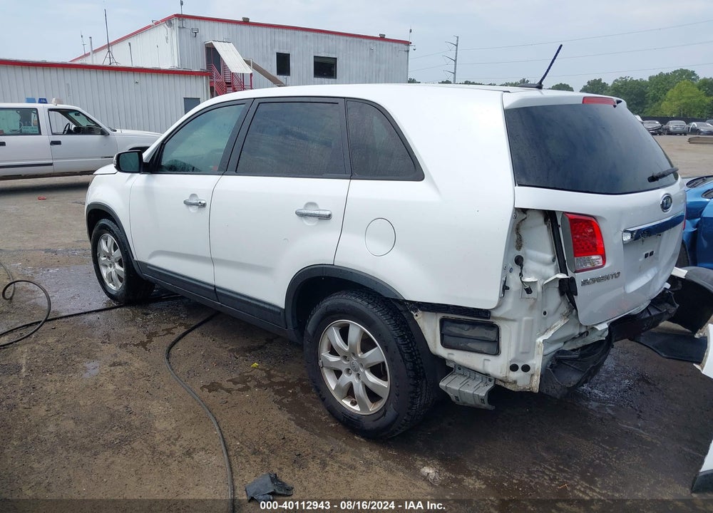 2012 KIA SORENTO LX VIN: 5XYKT3A11CG300427