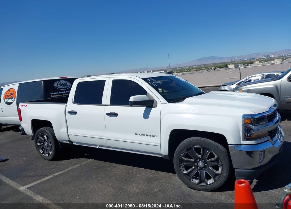 2018 CHEVROLET SILVERADO 1500 1LT VIN: 3GCUKREC2JG136601