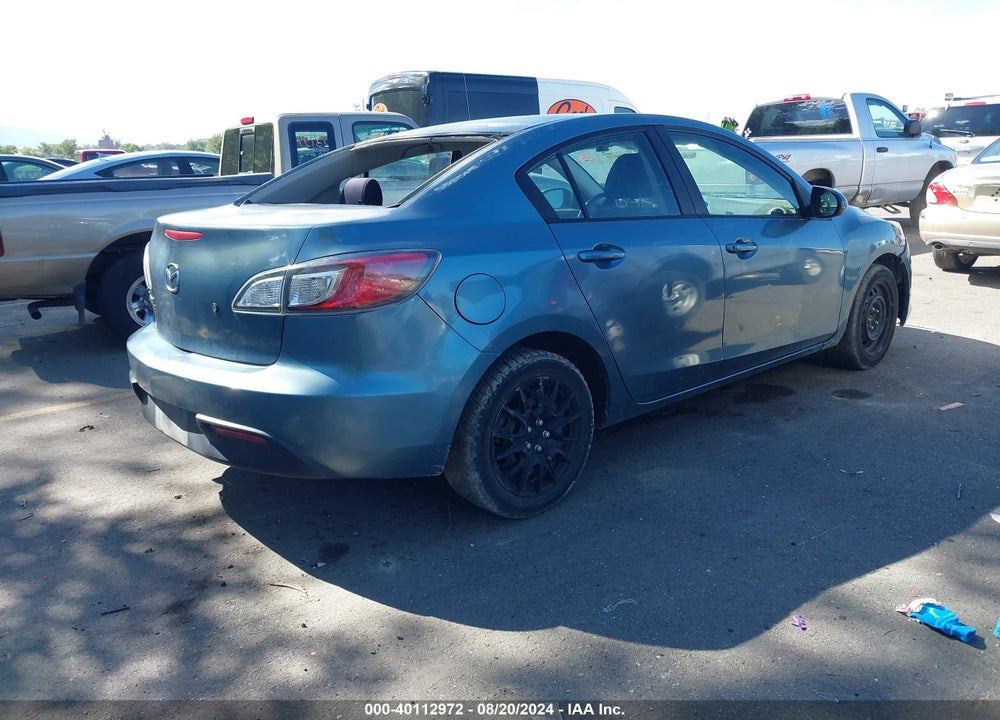 2010 MAZDA 3 I SPORT VIN: JM1BL1SF3A1113959