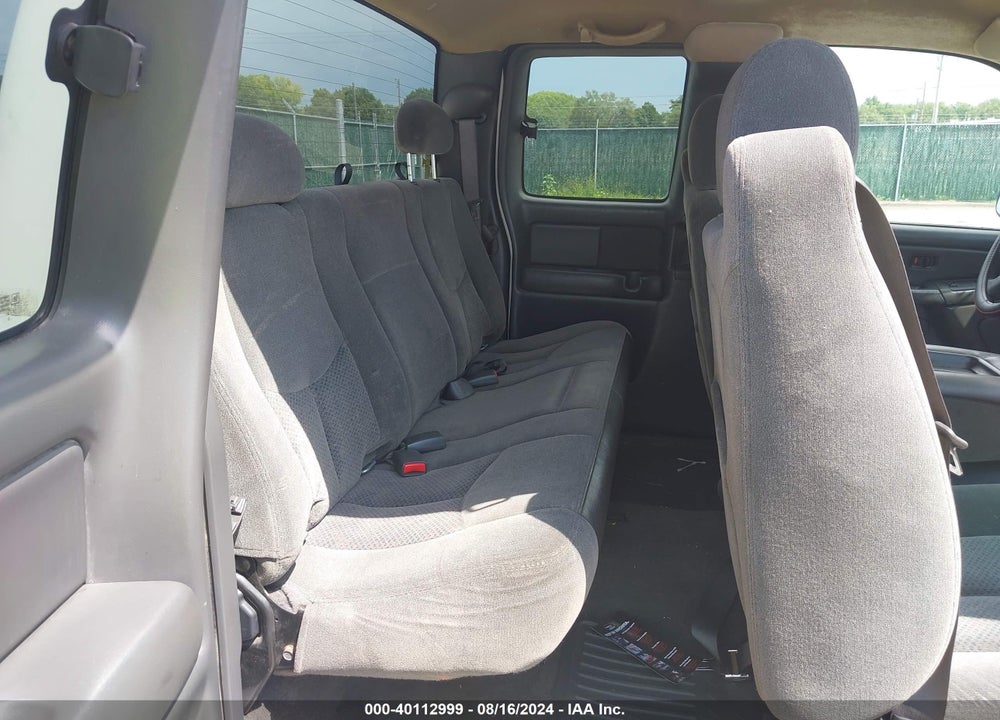 2005 CHEVROLET SILVERADO 2500HD LS VIN: 1GCHC29U75E114728