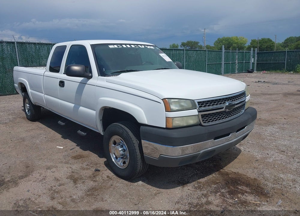 2005 CHEVROLET SILVERADO 2500HD LS VIN: 1GCHC29U75E114728
