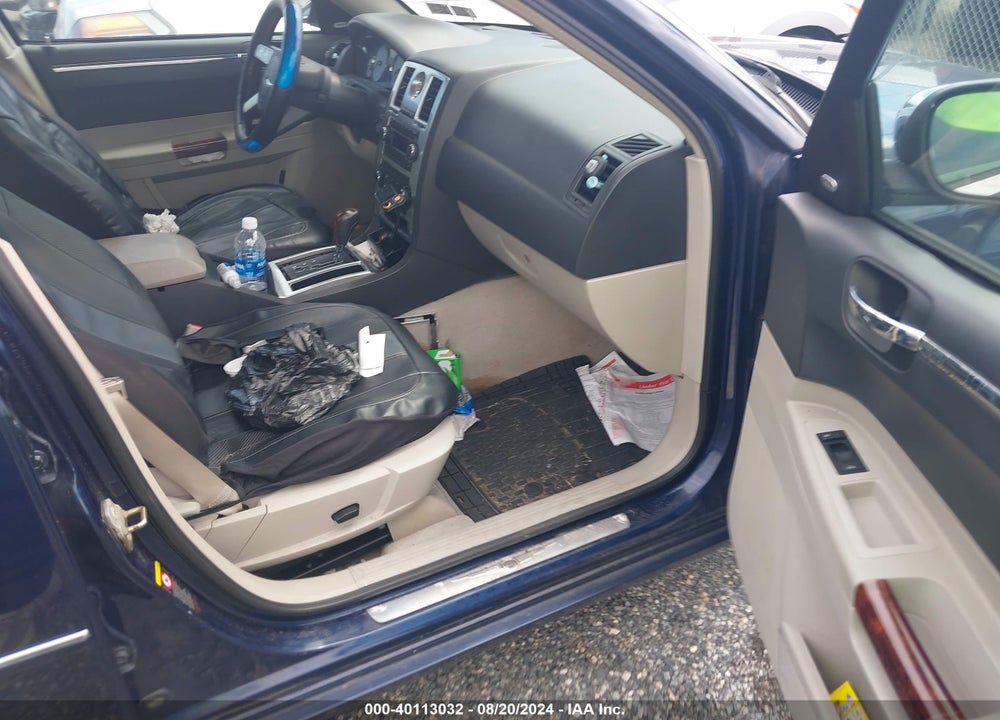 2005 CHRYSLER 300C VIN: 2C3AA63H85H519987