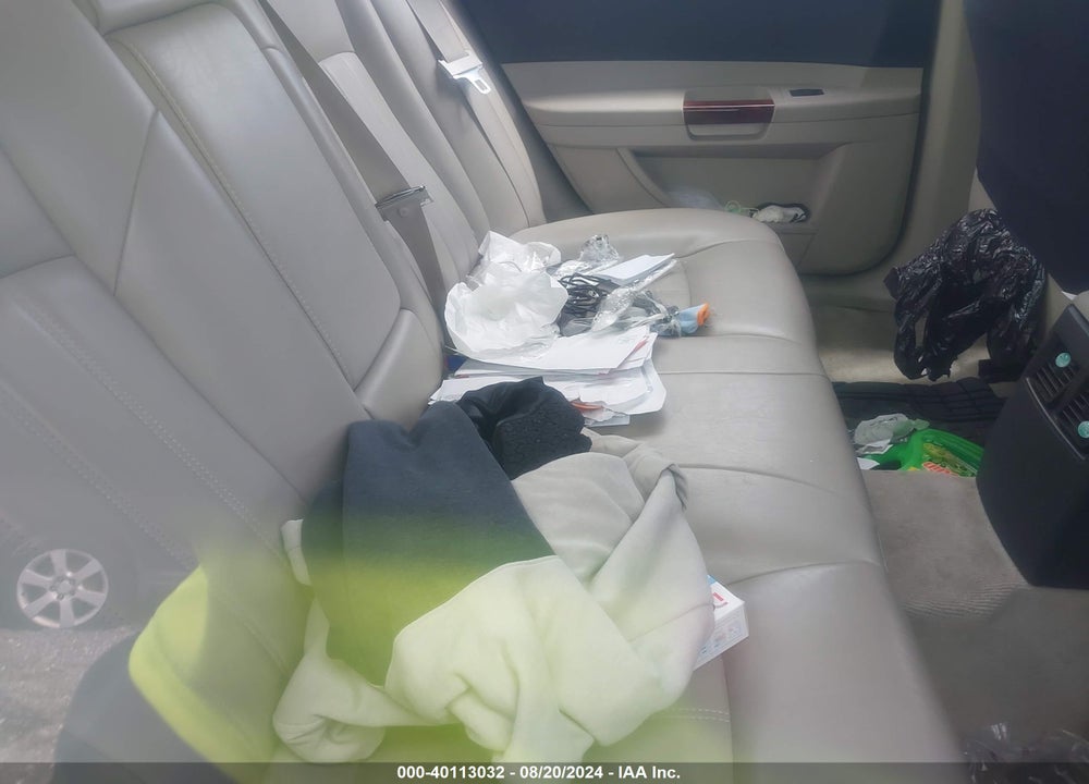 2005 CHRYSLER 300C VIN: 2C3AA63H85H519987