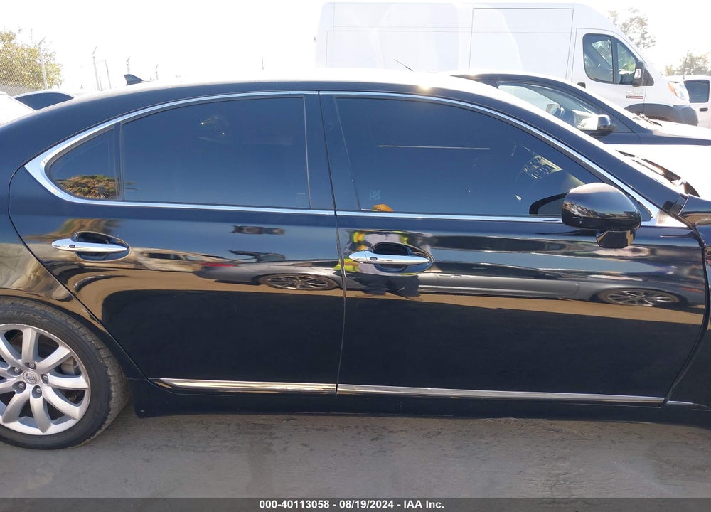 2009 LEXUS LS 460 VIN: JTHBL46F995091402