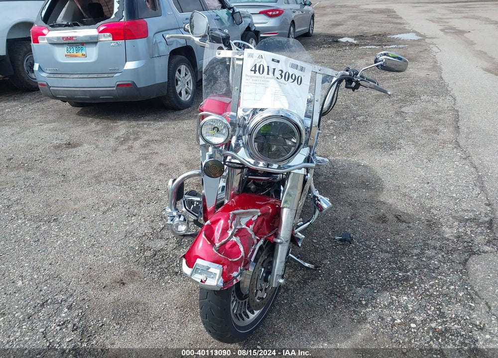 2013 HARLEY-DAVIDSON FLHR ROAD KING VIN: 1HD1FBM12DB608077