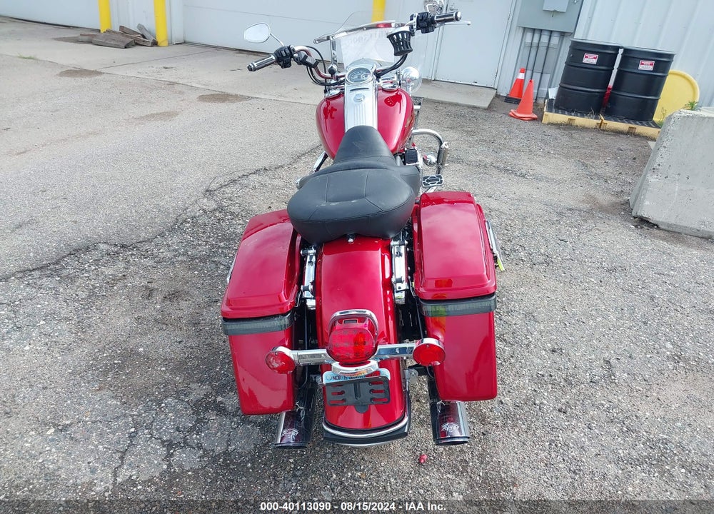 2013 HARLEY-DAVIDSON FLHR ROAD KING VIN: 1HD1FBM12DB608077