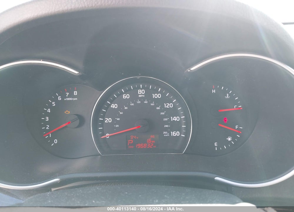 2014 KIA SORENTO LX VIN: 5XYKTCA60EG524934