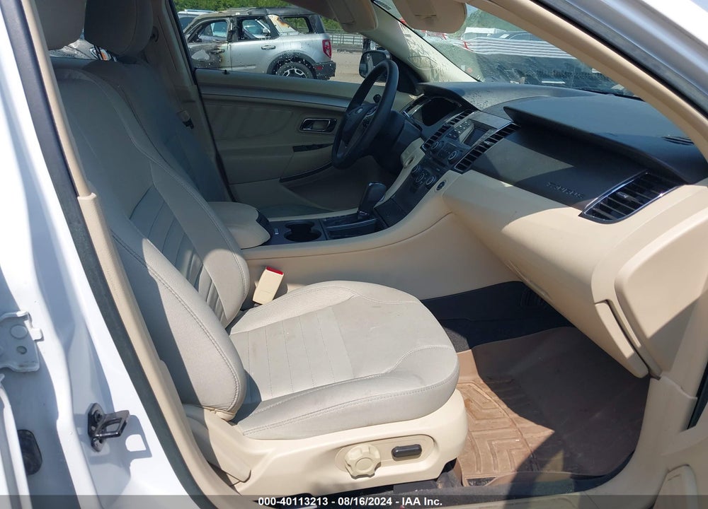 2017 FORD TAURUS SE VIN: 1FAHP2D83HG111029
