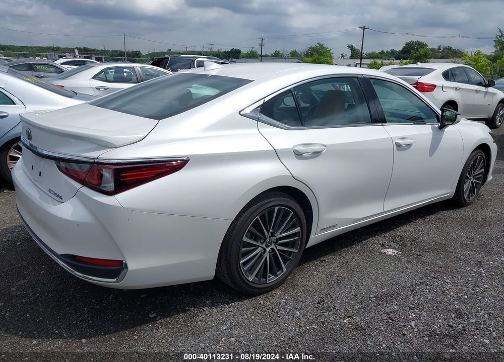 2022 LEXUS ES 300H VIN: 58ADA1C19NU026352