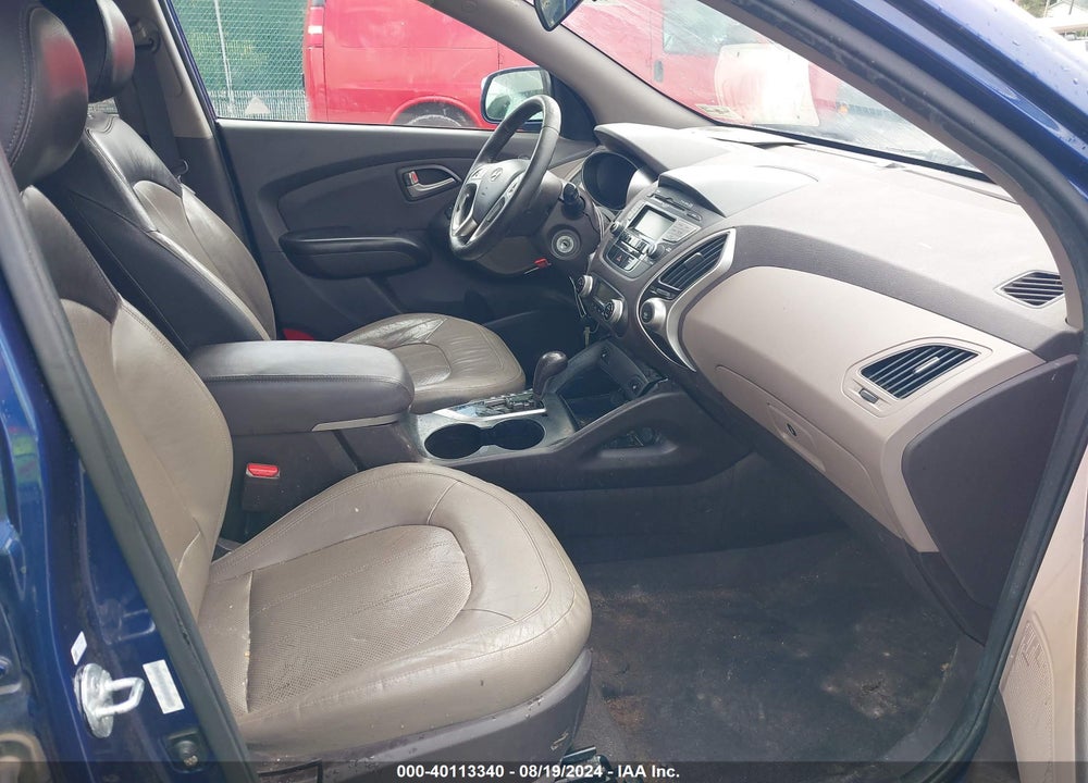 2010 HYUNDAI TUCSON LIMITED VIN: KM8JUCAC4AU063837