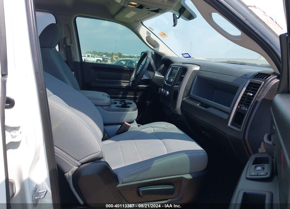 2019 RAM 1500 CLASSIC TRADESMAN 4X4 5'7 BOX VIN: 1C6RR7KG5KS621927