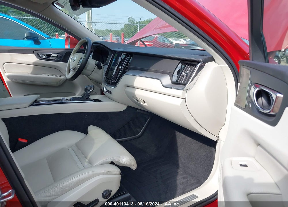 2019 VOLVO XC60 T6 INSCRIPTION VIN: LYVA22RL8KB263060