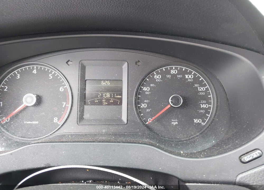 2011 VOLKSWAGEN JETTA 2.5L SE VIN: 3VWDX7AJ6BM349836