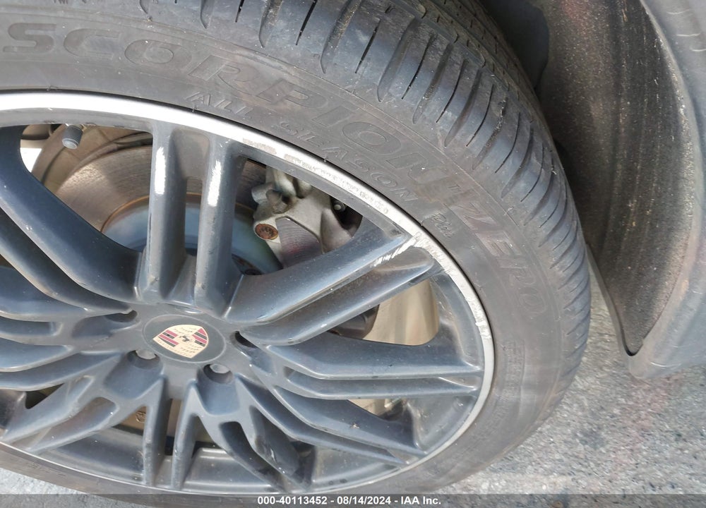 2013 PORSCHE CAYENNE VIN: WP1AA2A29DLA11627