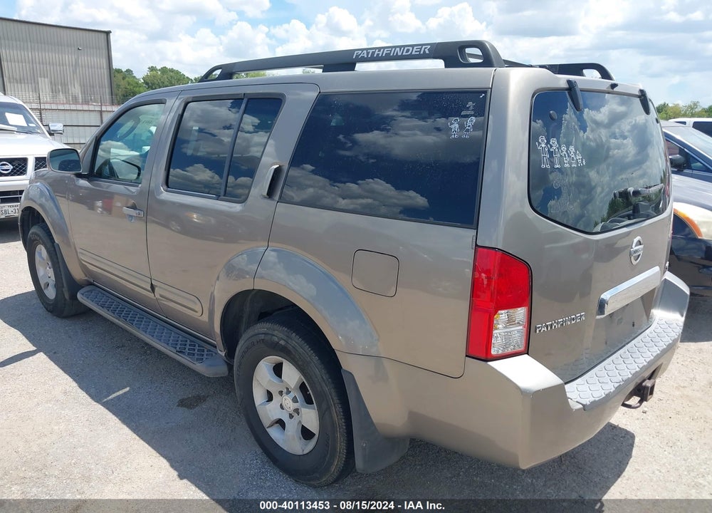 2005 NISSAN PATHFINDER SE VIN: 5N1AR18U85C791368