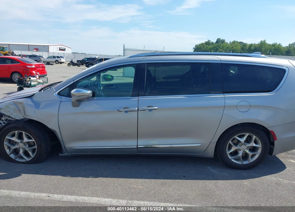 2018 CHRYSLER PACIFICA VIN: 2C4RC1GG0JR251681