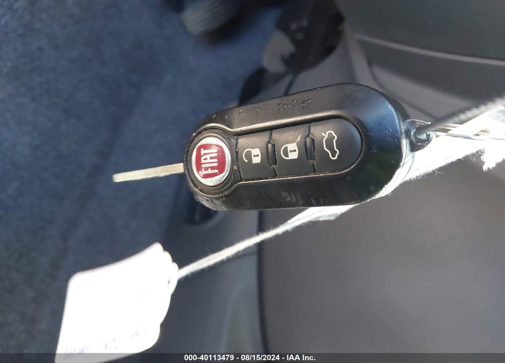 2013 FIAT 500 POP VIN: 3C3CFFAR1DT748197