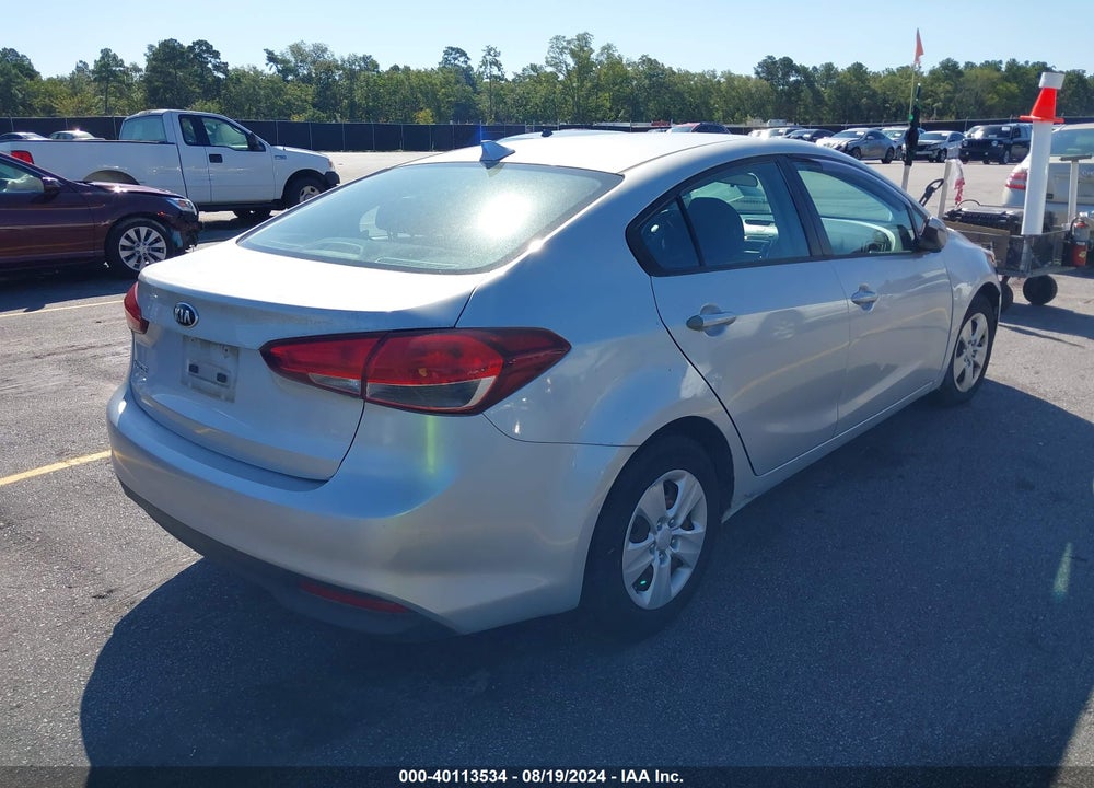 2017 KIA FORTE LX VIN: 3KPFK4A75HE066019
