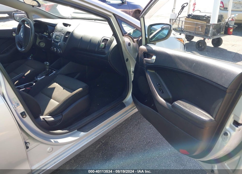 2017 KIA FORTE LX VIN: 3KPFK4A75HE066019
