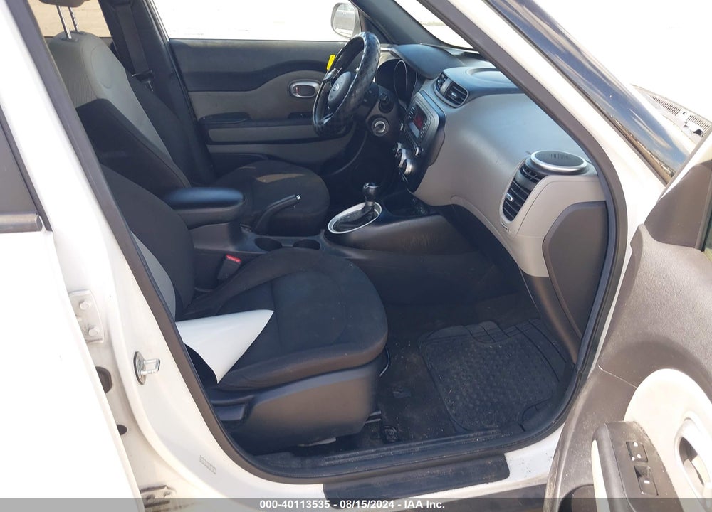 2015 KIA SOUL VIN: KNDJN2A24F7805971