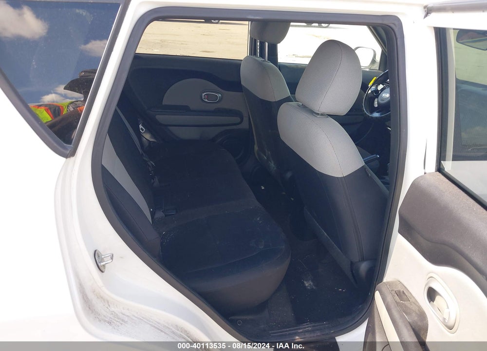 2015 KIA SOUL VIN: KNDJN2A24F7805971